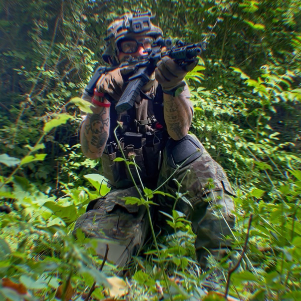 Far-556 + mimetica milticam tropic