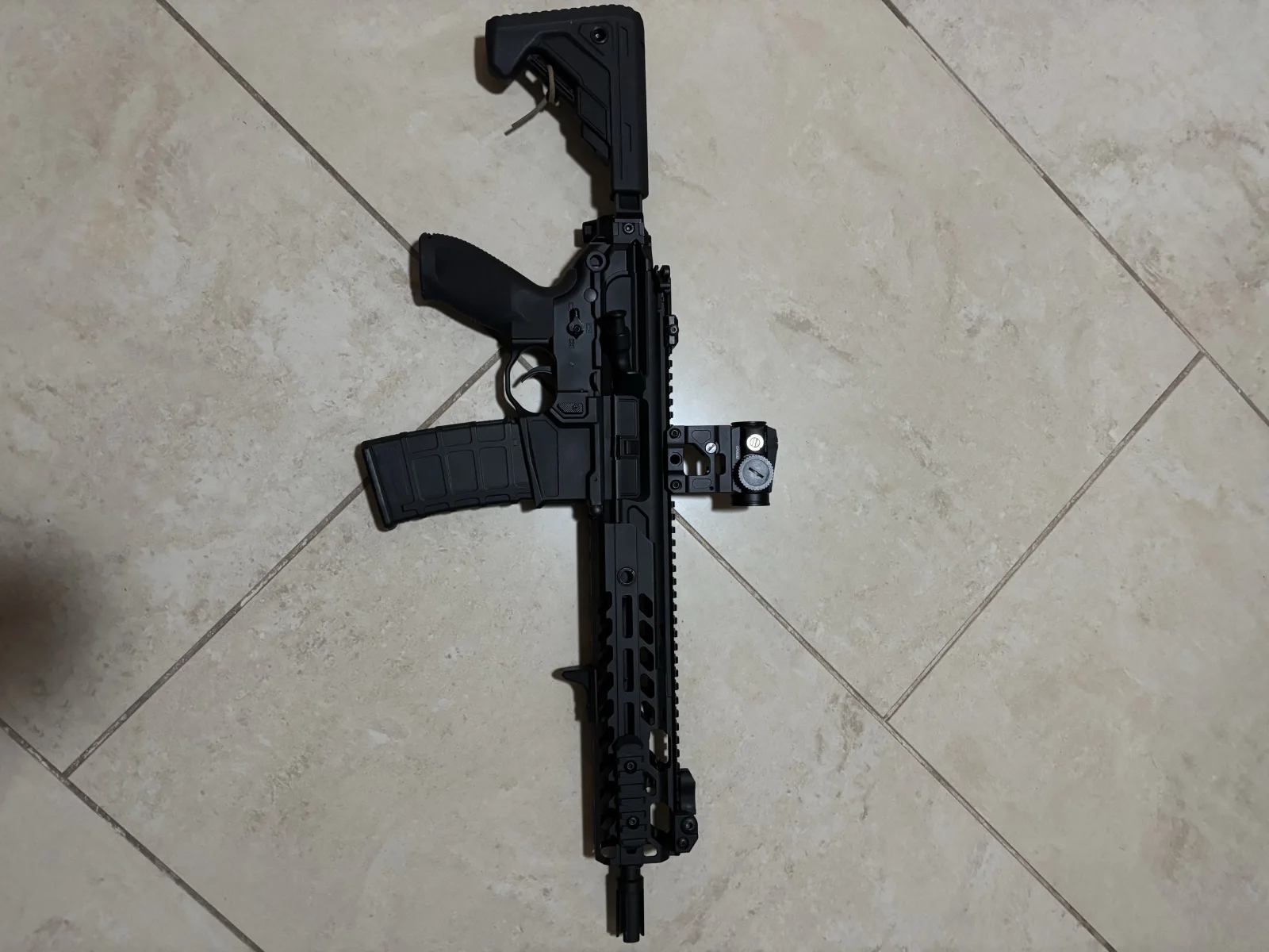 E&l mcx